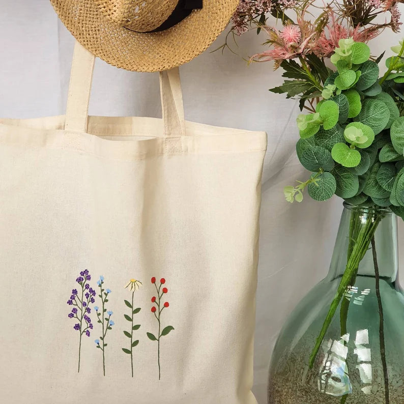 Dainty Flower Tote